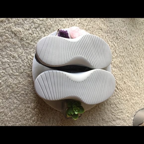 💥Flash Sale💥 NWT Men’s Allbirds Gray Wool Shoes - Picture 4 of 4